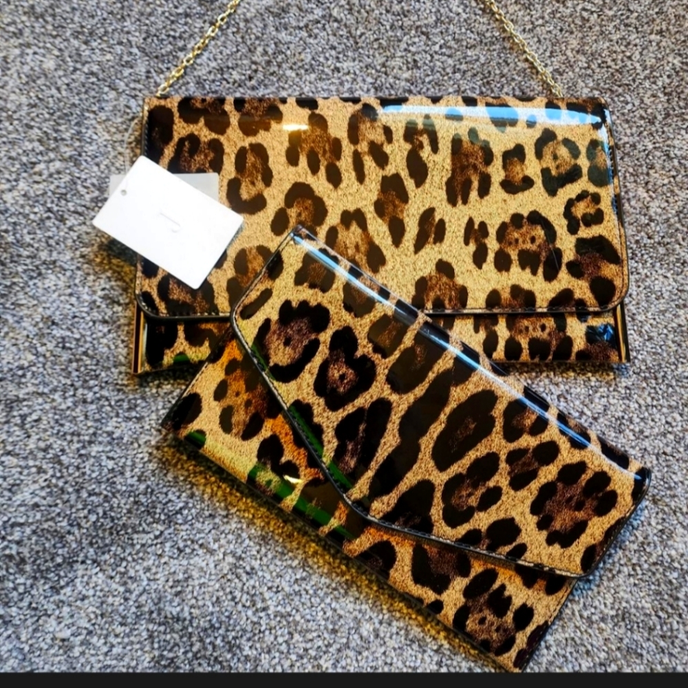 Crossbody Leopard Purse with Gold Chain and matching mini clutch.